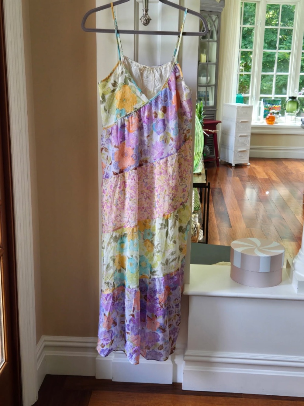 Floral Tiered Slip Midi Dress in multi pastel colors! Size Large